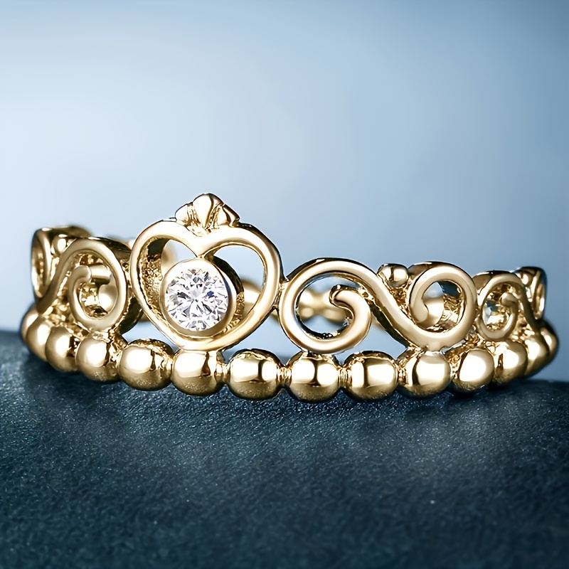 Fashionable Synthetic Zirconia Heart Crown Ring